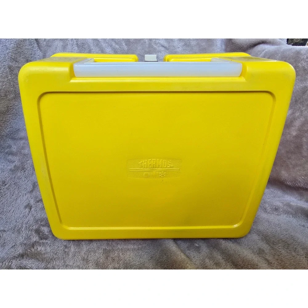 Vintage 1985 Cabbage Patch Kids Yellow Plastic Lunch Box with Thermos Set USA